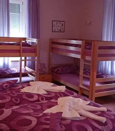 Garni Fluela Hotel *