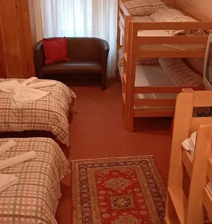 Garni Fluela * Susch